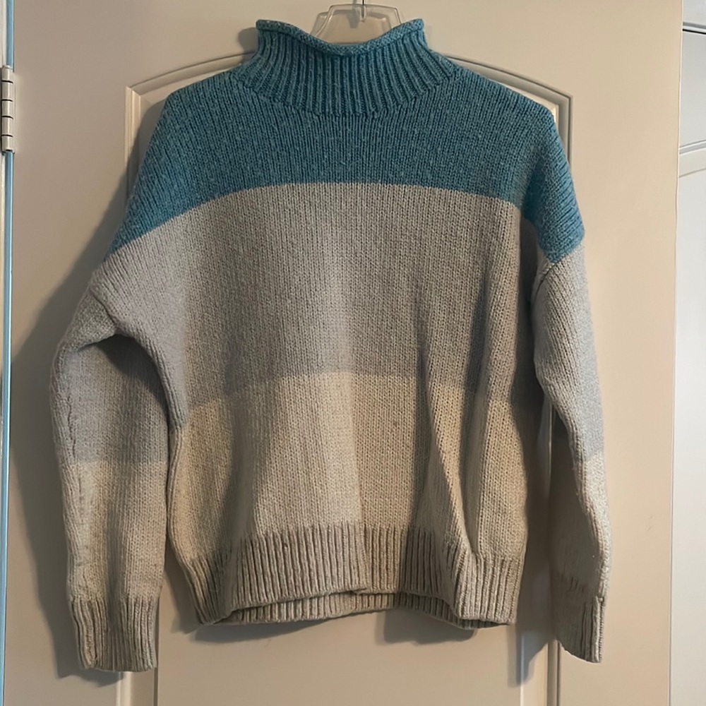 Super warm turtleneck multi color sweater